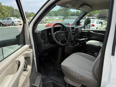 2013 Chevrolet Express 3500 Cutaway  Knapheide Service Body - Photo 14 - Flushing, MI 48433