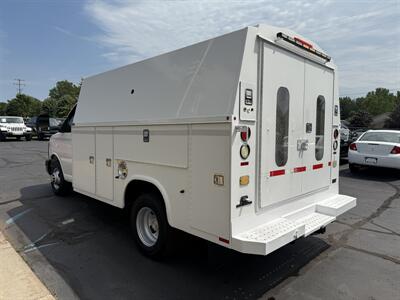 2013 Chevrolet Express 3500 Cutaway  Knapheide Service Body - Photo 7 - Flushing, MI 48433