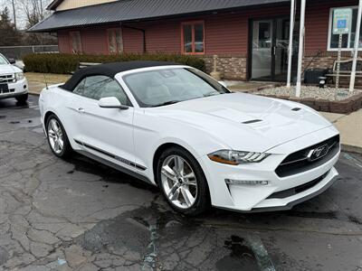 2021 Ford Mustang EcoBoost  Premium Convertible - Photo 2 - Flushing, MI 48433