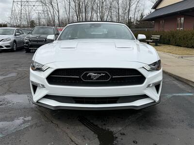 2021 Ford Mustang EcoBoost  Premium Convertible - Photo 4 - Flushing, MI 48433