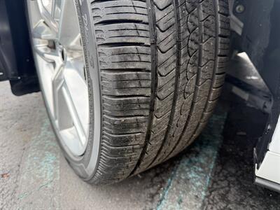 2021 Ford Mustang EcoBoost  Premium Convertible - Photo 13 - Flushing, MI 48433