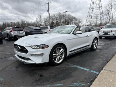2021 Ford Mustang EcoBoost  Premium Convertible - Photo 14 - Flushing, MI 48433