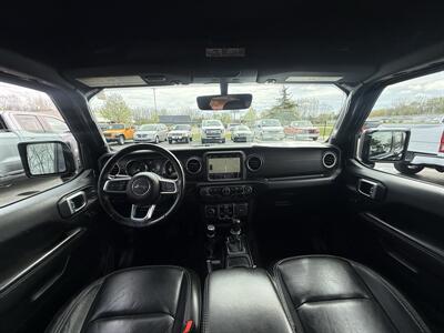 2022 Jeep Wrangler Unlimited Sahara 4xe   - Photo 17 - Flushing, MI 48433
