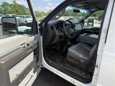 2016 Ford F-550 Super Duty 200 " XL 4X4 6.7 Powerstroke - Photo 10 - Flushing, MI 48433