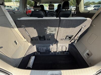 2017 Kia Sedona LX   - Photo 23 - Flushing, MI 48433