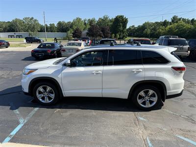 2015 Toyota Highlander Limited AWD - Photo 6 - Flushing, MI 48433