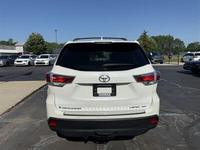 2015 Toyota Highlander Limited AWD - Photo 8 - Flushing, MI 48433