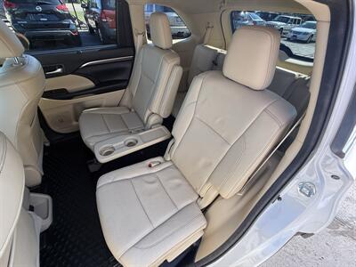 2015 Toyota Highlander Limited AWD - Photo 25 - Flushing, MI 48433
