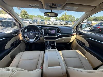 2015 Toyota Highlander Limited AWD - Photo 21 - Flushing, MI 48433