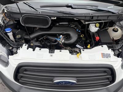 2017 Ford Transit 150 Medium Roof Cargo - Photo 32 - Flushing, MI 48433