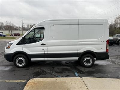 2017 Ford Transit 150 Medium Roof Cargo - Photo 8 - Flushing, MI 48433