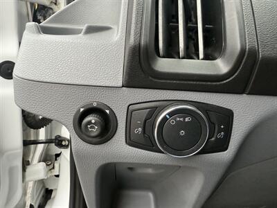 2017 Ford Transit 150 Medium Roof Cargo - Photo 16 - Flushing, MI 48433