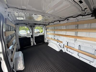 2024 Ford Transit 250 130WB  Low Roof Cargo - Photo 15 - Flushing, MI 48433