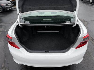 2012 Toyota Camry L   - Photo 22 - Flushing, MI 48433