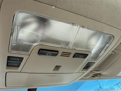 2012 Toyota Camry L   - Photo 17 - Flushing, MI 48433