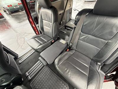 2017 Toyota Sienna SE 8-Passenger   - Photo 12 - Flushing, MI 48433