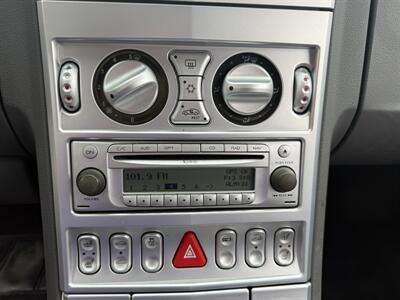 2006 Chrysler Crossfire Limited  6-Speed Manual - Photo 22 - Flushing, MI 48433