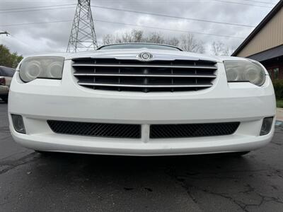 2006 Chrysler Crossfire Limited  6-Speed Manual - Photo 25 - Flushing, MI 48433