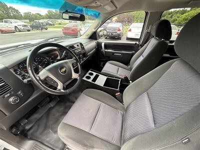 2011 Chevrolet Silverado 1500 LT Crew Cab  4X4 - Photo 13 - Flushing, MI 48433