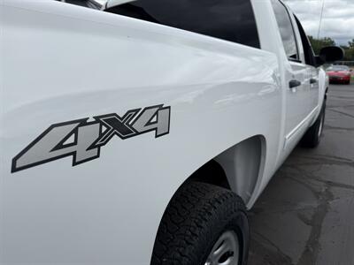 2011 Chevrolet Silverado 1500 LT Crew Cab  4X4 - Photo 24 - Flushing, MI 48433