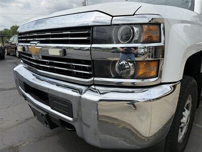 2015 Chevrolet Silverado 2500 HD 4WD  Service Body - Photo 36 - Flushing, MI 48433