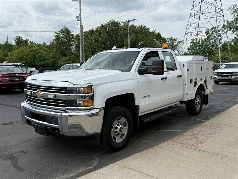 2015 Chevrolet Silverado 2500 HD 4WD  Service Body