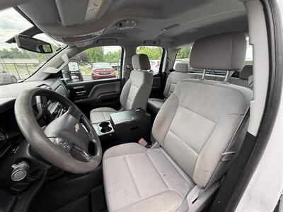 2015 Chevrolet Silverado 2500 HD 4WD  Service Body - Photo 9 - Flushing, MI 48433