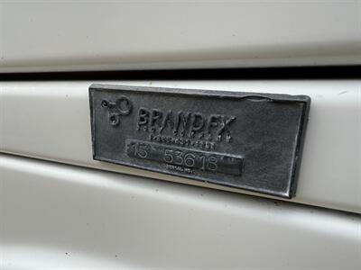 2015 Chevrolet Silverado 2500 HD 4WD  Service Body - Photo 23 - Flushing, MI 48433