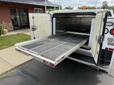 2015 Chevrolet Silverado 2500 HD 4WD  Service Body - Photo 27 - Flushing, MI 48433