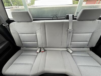 2015 Chevrolet Silverado 2500 HD 4WD  Service Body - Photo 11 - Flushing, MI 48433