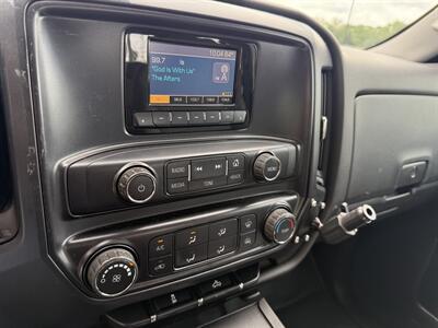 2015 Chevrolet Silverado 2500 HD 4WD  Service Body - Photo 15 - Flushing, MI 48433