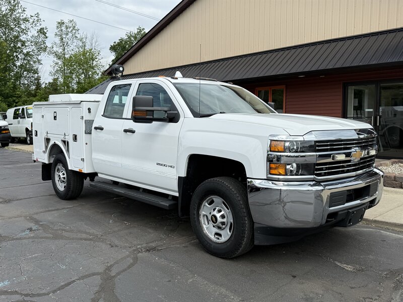 2015 Chevrolet Silverado 2500 HD 4WD  Service Body