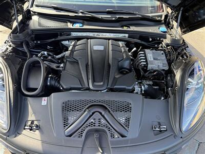 2024 Porsche Macan S - Photo 40 - Flushing, MI 48433