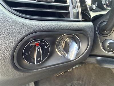 2024 Porsche Macan S - Photo 14 - Flushing, MI 48433