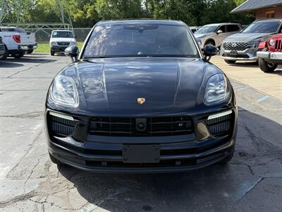 2024 Porsche Macan S - Photo 2 - Flushing, MI 48433