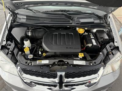 2019 Dodge Grand Caravan SXT   - Photo 37 - Flushing, MI 48433