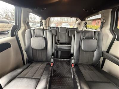 2019 Dodge Grand Caravan SXT   - Photo 15 - Flushing, MI 48433