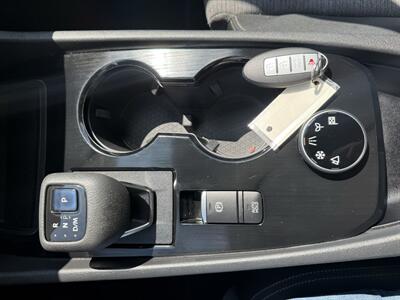 2022 Nissan Rogue SV  AWD - Photo 17 - Flushing, MI 48433