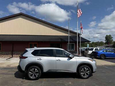 2022 Nissan Rogue SV  AWD - Photo 6 - Flushing, MI 48433