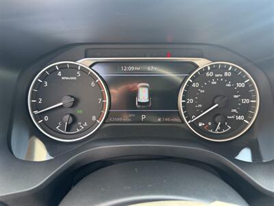 2022 Nissan Rogue SV  AWD - Photo 15 - Flushing, MI 48433