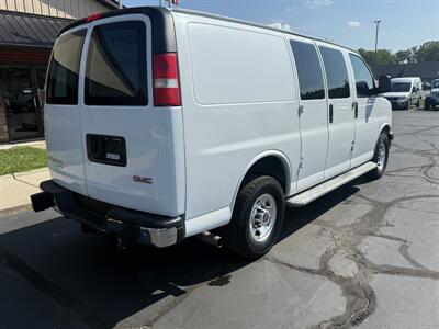 2015 GMC Savana 2500  Cargo Van - Photo 5 - Flushing, MI 48433