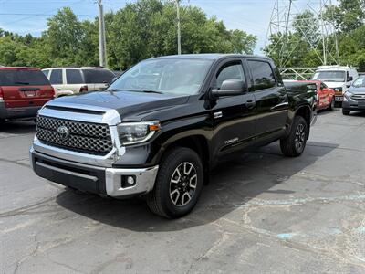 2019 Toyota Tundra SR5 4X4  TRD Off Road - Photo 3 - Flushing, MI 48433