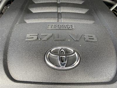 2019 Toyota Tundra SR5 4X4  TRD Off Road - Photo 41 - Flushing, MI 48433