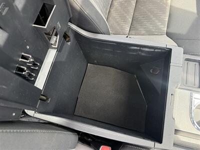 2019 Toyota Tundra SR5 4X4  TRD Off Road - Photo 35 - Flushing, MI 48433