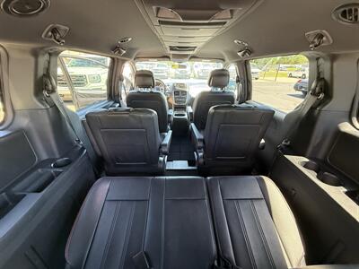 2016 Dodge Grand Caravan R/T - Photo 19 - Flushing, MI 48433