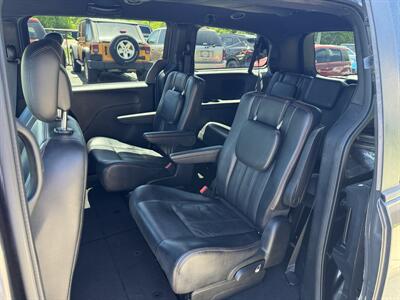 2016 Dodge Grand Caravan R/T - Photo 17 - Flushing, MI 48433