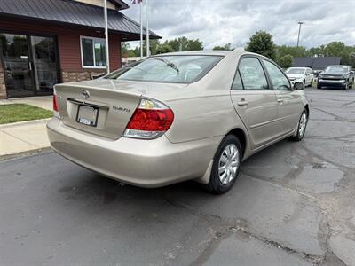 2006 Toyota Camry LE - Photo 7 - Flushing, MI 48433
