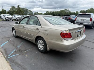 2006 Toyota Camry LE - Photo 5 - Flushing, MI 48433