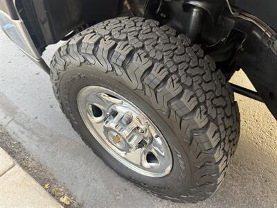 2004 Chevrolet Silverado 2500 HD LS 4dr Extended Cab 4X4 - Photo 19 - Flushing, MI 48433