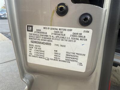 2004 Chevrolet Silverado 2500 HD LS 4dr Extended Cab 4X4 - Photo 29 - Flushing, MI 48433